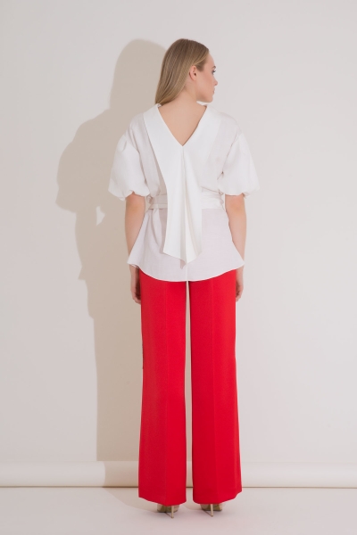 Gizia High Waist Slit Red Crepe Fabric Trousers. 1