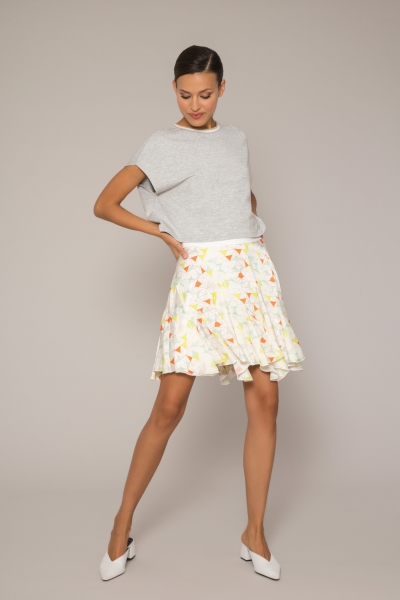 Gizia Letter Embroidery Detailed Printed Flared Skirt. 1