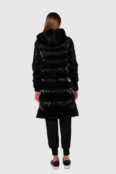 Gizia Long Inflatable Black Parka With Knitwear Detailed Fur Hooded. 1