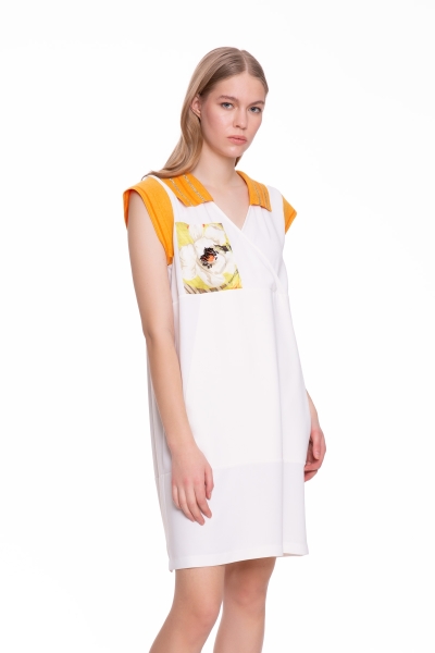 Gizia Neck And Shoulder Detailed Short Sleeve Ecru Mini Dress. 2