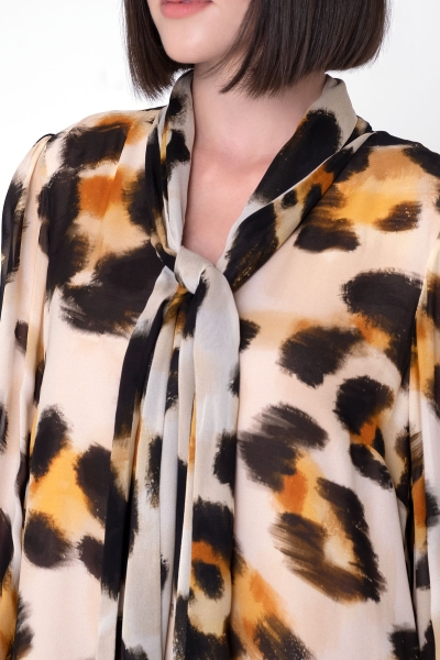 Gizia Neck Tie Detailed Leopard Pattern Long Chiffon Dress. 4