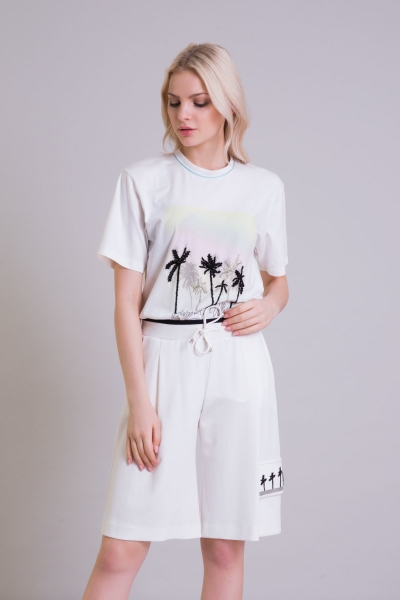 Gizia Palm Print Detailed Ecru T-Shirt. 1