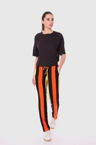 Gizia Patterned Jogger Orange-Black Trousers Blouse Set. 1