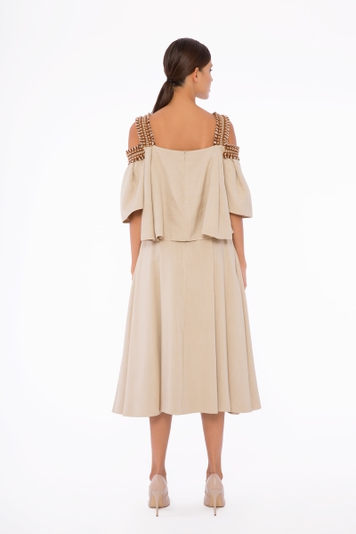 Gizia Pleated Beige Short Top with Ribbon Tassel And Embroidery Detail. 3
