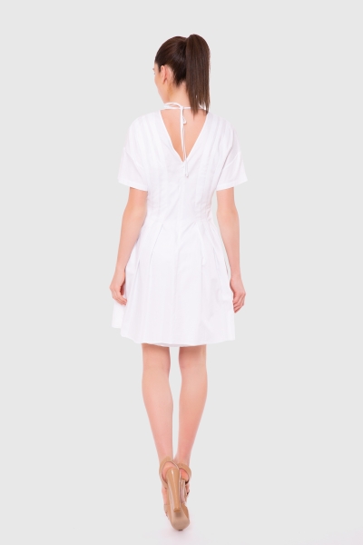 Gizia Pleated, Feathered Brooch Detailed White Poplin Dress. 3