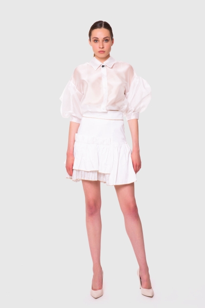 Gizia Ruffle And Stripe Detailed Pleated Mini White Skirt. 3