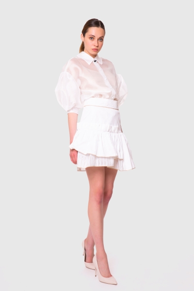 Gizia Ruffle And Stripe Detailed Pleated Mini White Skirt. 2