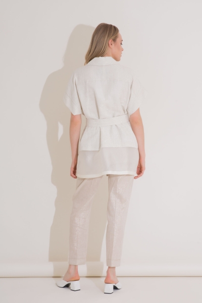 Gizia Self Belted Silvery Linen Short Sleeve Ecru Jacket. 4 Gizia Self Belted Silvery Linen Short Sleeve Ecru Jacket. 4
