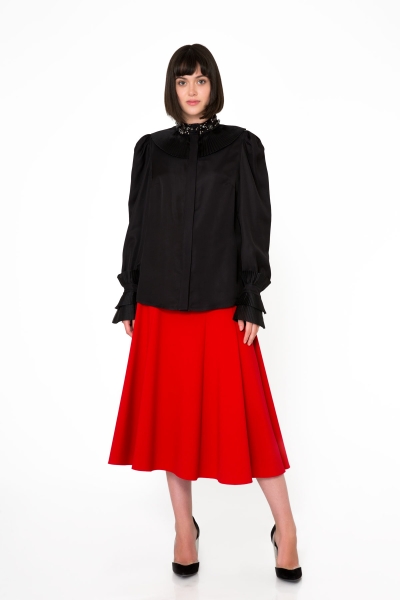 Gizia Sliced Cut Midi Length Red Skirt. 1