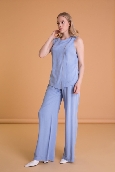 Gizia Stitching Detailed Back V-Neck Sleeveless Blue Blouse. 3