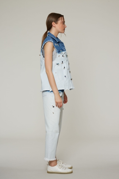 Gizia Two Color Washed Stone Embroidered Jeans. 2