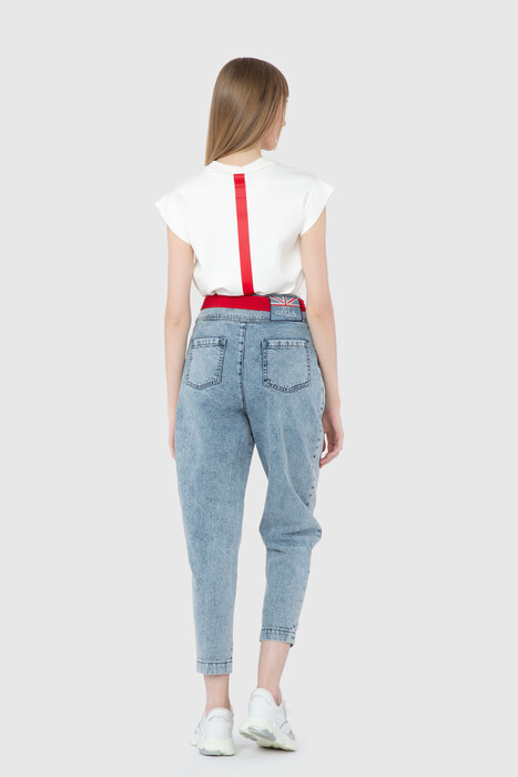 Gizia High Waist Mom Navy Blue Jean with Stripe Print Detailed. 3 Gizia High Waist Mom Navy Blue Jean with Stripe Print Detailed. 3