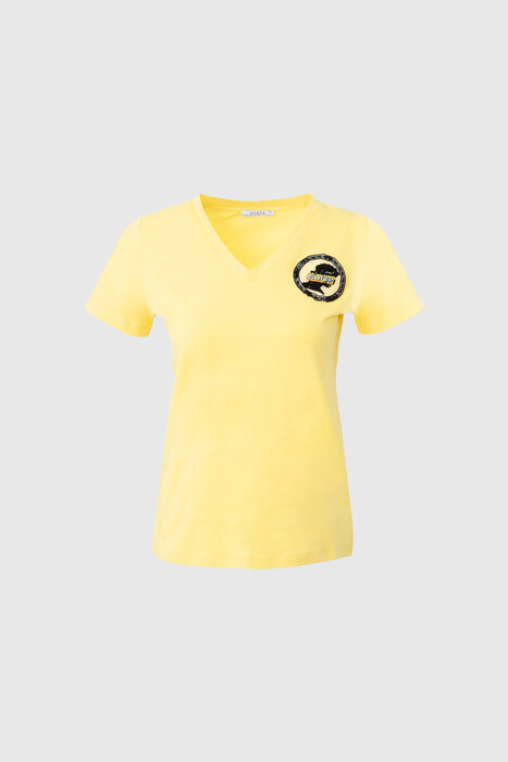 Gizia Embroidery Logo Detailed Yellow Tshirt. 1