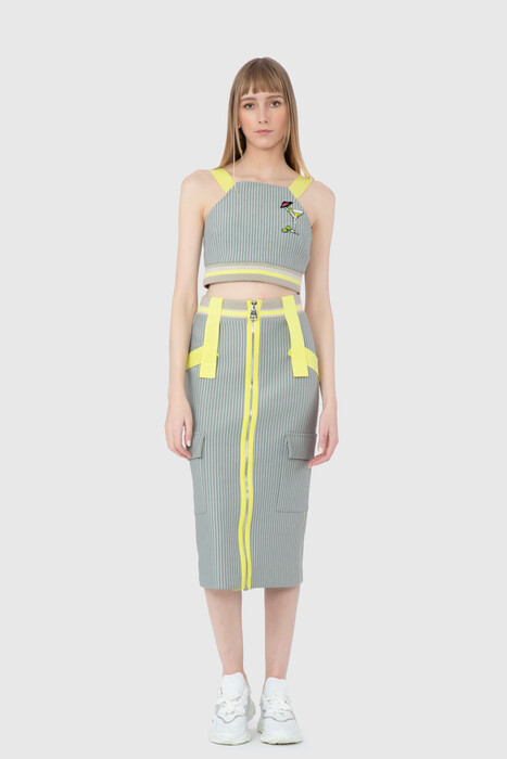 Gizia Neon Band Detail Diving Fabric Midi Length Narrow Beige Skirt. 4