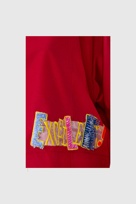 Gizia Raincoat Embroidery Applique Detailed Crop Red Sweatshirt. 3