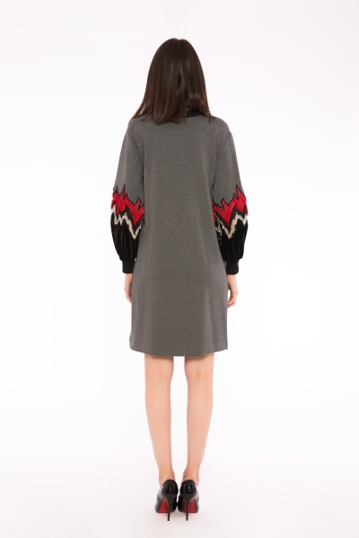 Gizia İşlemeli Aplike Nakış Detaylı Sweatshirt Elbise. 1