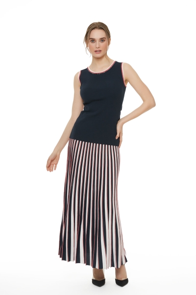 Gizia Double Colored Knitwear Pleat Skirt. 1