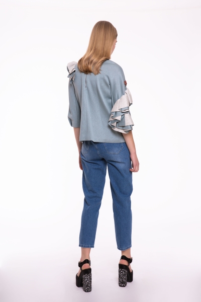 Gizia Ruffle Detailed Stone Embroidered Nile Green Sweatshirt. 2 Gizia Ruffle Detailed Stone Embroidered Nile Green Sweatshirt. 2