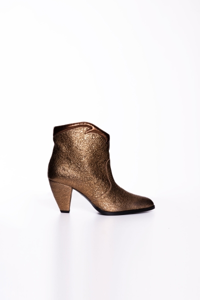 Gizia Metalik Bronz Topuklu Bot 2 Gizia Metalik Bronz Topuklu Bot 3