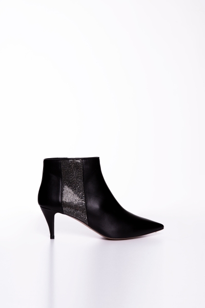 Gizia Heeled Black Boots with Sparkly Sides. 2